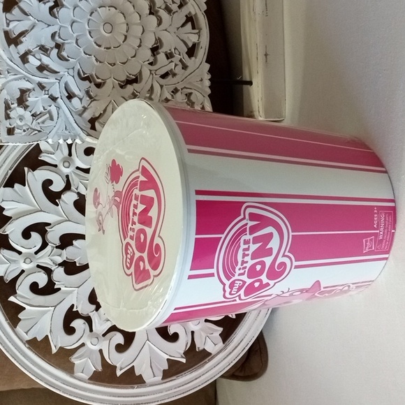2015 HASBRO SDCC MY LITTLE PONY PINKIE PIE POPCORN TUB BUCKET NEW IN BOX - Picture 8 of 10